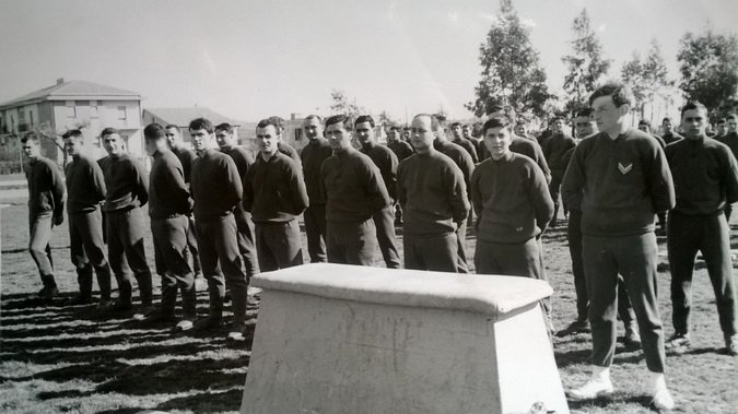 42 CORSO IN ADDESTRAMENTO - Foto ginnica 3^ 1966